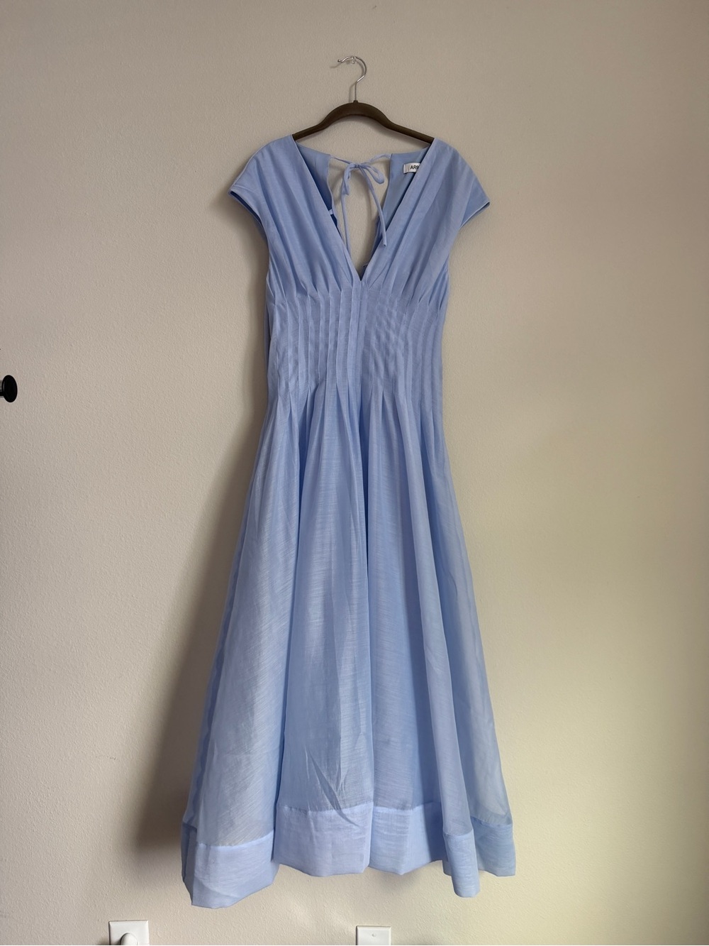 Light Blue V-Neck Midi Dress - Women - Picture 4 of 4